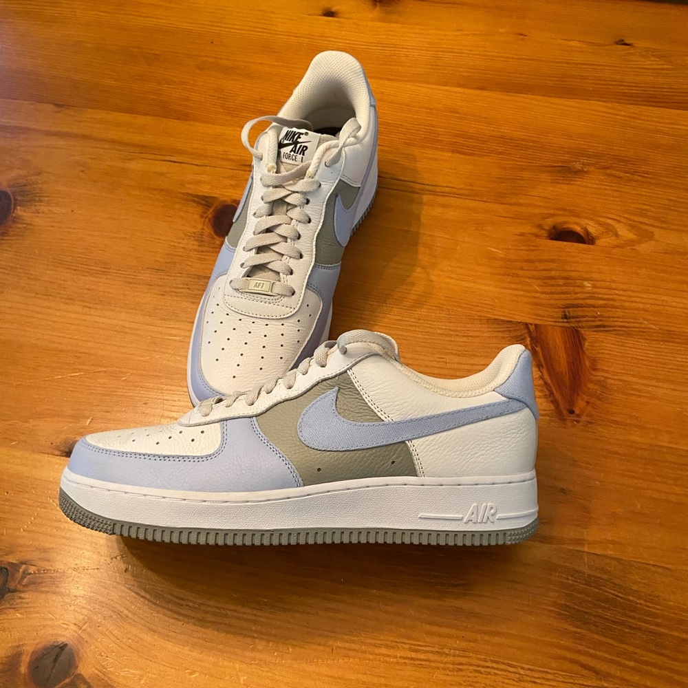 Nike Air Force 1